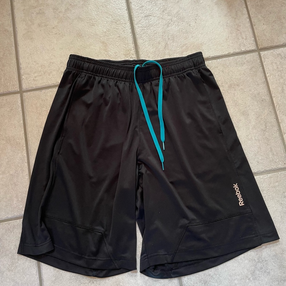 New Reebok Men's Black Shorts with Drawstring and elastic waist size small